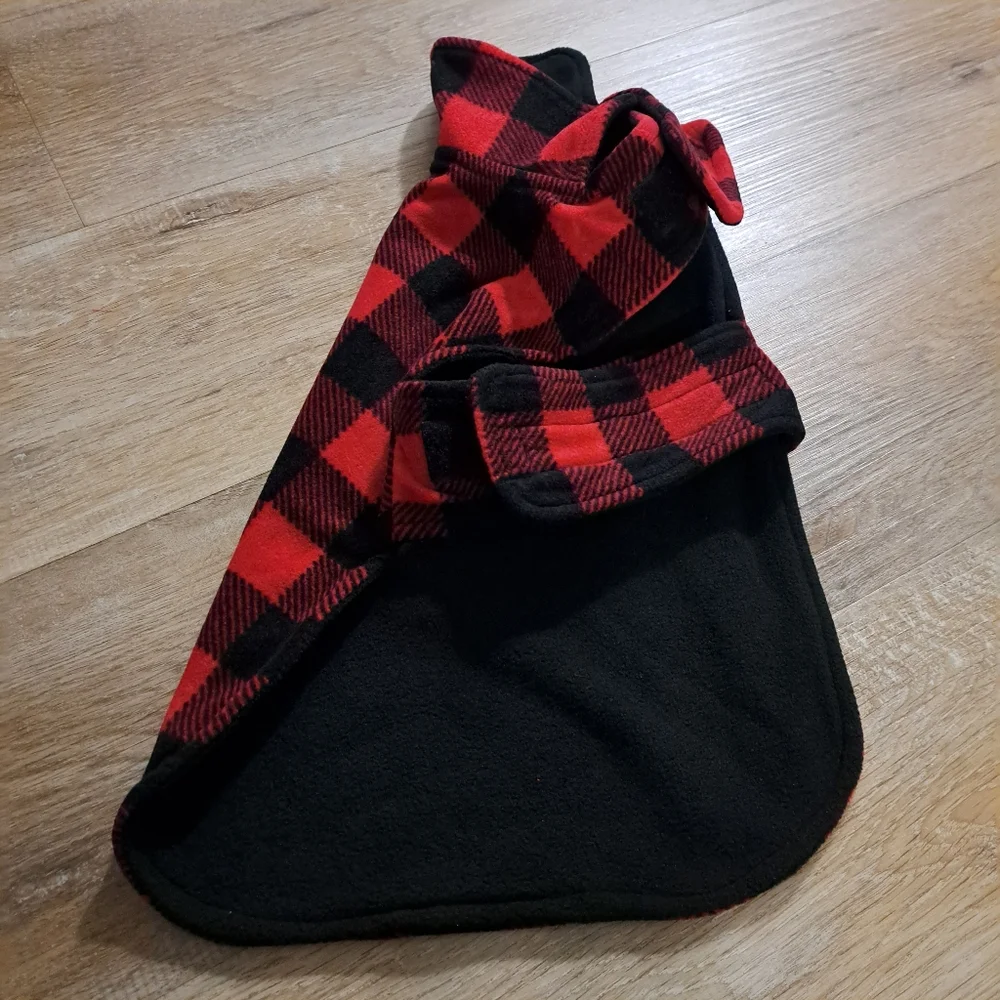 Follow Me cozy red